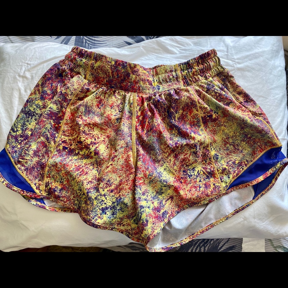 Lululemon Seawheeze Hotty Hot 4”